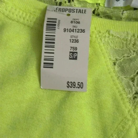 Aeropostale T-shirt for Women - Picture 3 of 3